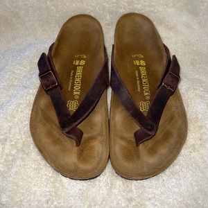 Birkenstock brown oiled leather tstrap thong comfort sandals  - gently worn